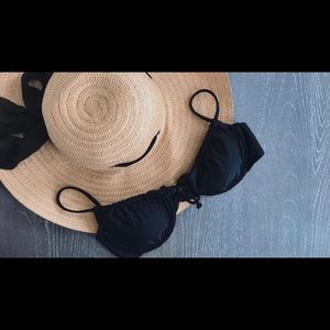 Black Underwired Bikini Top